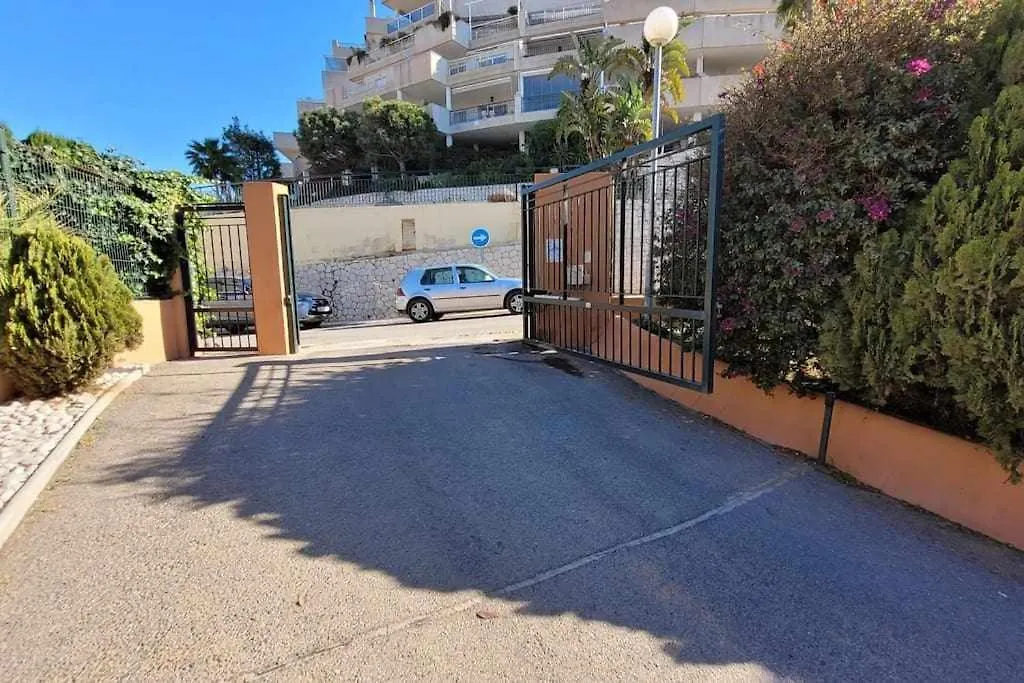 Timon Beach House Playa 70M Piscina Parking Benalmadena 0*,  Spain